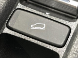 【ダウンヒルアシスト】急な坂道を下るときに自動でブレーキを制御、一定の低速度を保ちます。雪道や悪路など滑りやすい路面の下り坂でもタイヤがロックしないから安心!ハンドル操作に集中できます!