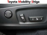 ドライビングポジションの調節に便利なパワ-シ-トを装備しています。