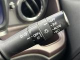 【オートライト(AUTO)】外の明るさをシステムが感知して、自動でヘッドライトが点灯します!ヘッドライトをつけ忘れを防ぐ便利機能です。
