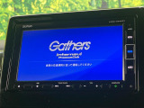 【純正ナビ】人気の純正ナビを装備しております。ナビの使いやすさはもちろん、オーディオ機能も充実!キャンプや旅行はもちろん、通勤や買い物など普段のドライブも楽しくなるはず♪