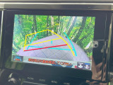 【バックカメラ】駐車時に後方がリアルタイム映像で確認できます。大型商業施設や立体駐車場での駐車時や、夜間のバック時に大活躍!運転スキルに関わらず、今や必須となった装備のひとつです!