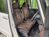 運転席シート廻りは使用感も少なく、良好な状態となっています。丁寧に使われていたことがよくわかりますね。