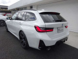 長期にわたる保証を実現。安心の無償保証。2年間のBMWプレミアムセレクション保証と延長保証(別途費用)を合わせて最大4年間の保証。万一の故障に長期間備えることができ、ご安心してお乗り頂けます。