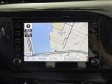 【純正8型ディスプレイオーディオ】スマホに接続すれば「Apple CarPlay」または「Android Auto」から、アプリのナビや電話・メッセージ・音楽などが利用できます!