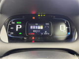 【スピードメーター】メーターがシンプルで見やすく運転しやすいですね!