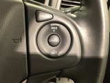 クルーズコントロールを装備しています。高速道路などで一定の速度で走ってくれるので運転が楽ですよ!速度を設定できますので、スピードの出しすぎにも注意できます。