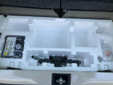 トランクルームには工具とパンク修理キットがあります。