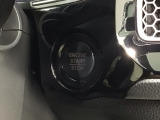 ワンプッシュでエンジンのスタート、ストップが出来て便利です。