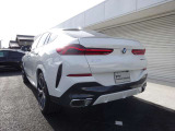 長期にわたる保証を実現。安心の無償保証。2年間のBMWプレミアムセレクション保証と延長保証(別途費用)を合わせて最大4年間の保証。万一の故障に長期間備えることができ、ご安心してお乗り頂けます。