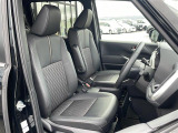 気になる車はすぐにお問い合わせください!画面右側の0066から始まる無料ダイヤルからお問い合わせ下さい!専門スタッフがお車のご質問にお答えいたします!