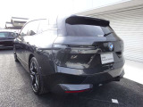 長期にわたる保証を実現。安心の無償保証。2年間のBMWプレミアムセレクション保証と延長保証(別途費用)を合わせて最大4年間の保証。万一の故障に長期間備えることができ、ご安心してお乗り頂けます。