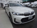 お客様のご希望のお車がございましたら、お気軽にご相談下さい。全国のBMW正規販売店のネットワークの中から、お客様のご要望に合ったお車を、お客様の立場に立ってお探し致します。是非お気軽にご相談下さい。