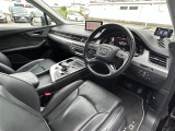 Q7 3.0 TFSI クワトロ アダプティブ エアサスペンション 4WD 本革シート