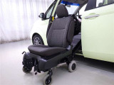現在お乗りのお車があれば喜んで査定いたします。詳しくは、お近くの名古屋トヨペットグループのお店までご相談ください。