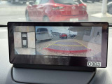 フロントカメラもございますので、狭い道でも安心して運転をしていただけます。