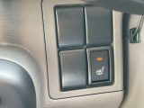 運転席シートヒーター装備です