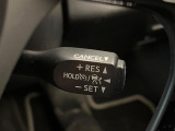 【レーダークルーズコントロール】高速道路での長距離走行が楽に!!自動で速度を保つクルーズコントロールが、衝突軽減システムと連携し、前方の車両を感知して車間を保つように速度調節してくれます!!