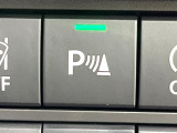 【クリアランスソナー】バンパーに付いたセンサーが障害物を検知!一定の距離に近づくとアラートで教えてくれます♪狭い駐車スペースや車庫入れ時も安心ですね☆
