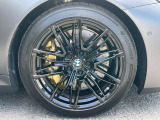 サービスにはドイツ本国と同様に教育と訓練を受け、BMWを知り尽くした「マイスターメカニック」が数多く在籍しております。納車前点検整備で、お客様に安心と安全をお届けいたします。