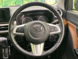 【純正革巻きステアリング】上質な革を使用することで、手にしっかり馴染みとても運転しやすいハンドルです♪