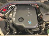 BMWのエンジンは世界的にも認められている高性能エンジンです。レスポンスがよく高回転型の心地よい吹きあがりなど駆け抜ける歓びのキーになる部分でございます。