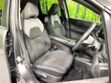 運転席シート廻りは使用感も少なく、良好な状態となっています。前オーナー様が丁寧に使っていたことがよくわかりますね。