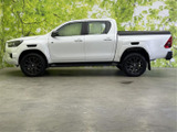 ハイラックス 2.4 Z GRスポーツ ディーゼル 4WD 