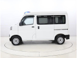 後席ドアは左右パスライドドアを採用。狭い駐車場での乗り降りなど、気を使う場所でも楽々です。