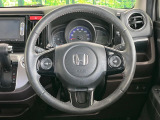 【ステアリングスイッチ】運転中、前方から目線をそらすことなく、オーディオ等の操作が可能な便利機能!安心&快適なドライブを演出してくれます♪