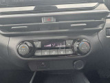 オートエアコンです。シートヒーターが付いてます!