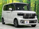 大好評のボディコーティング「弾スプラッシュコート」もご納車までに施工可能。通常のガラスコートと異なる、耐久年数6年の無機質ガラスコーティングが、ボディをキレイな状態に保ってくれます。