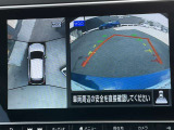 360°周りがチェックできるアラウンドビューモニターで運転席から死角になるところも見えます!
