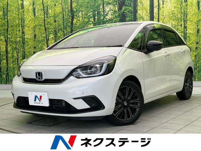 フィット1.5 e:HEV ホーム メゾン20周年特別仕様車