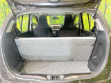普段のお買い物や通勤、送迎等に十分な荷室スペースを確保しております。セカンドシートを倒すと、大きな荷物の積載も可能です♪