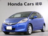 こちらのお車は現車確認、店頭納車をお願いしております。詳しくは店舗スタッフまでお願いします。フィットHYBRIDスマートセレクションの青色走行距離8.5万キロが入庫しました。