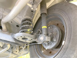 お車を安心してお乗りいただく為には、足回りの定期点検が欠かせません。サービスサポート(有償保証)では無料点検もご提供しており、安心のカーライフをお過ごしいただけるサポート体制が整っています。