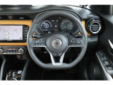 中古車だからボディーコーティングがおすすめ!下地処理が重要なコーティングはもちろんプロの施工でピカピカに仕上げます。濃色車は親水性、淡色車は撥水性のものがオススメ!