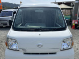フロントガラス飛び石ございます。車両品質評価情報からカーセンサー認定評価書をご覧いただけますので是非そちらも併せてご確認くださいませ☆