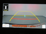 狭い駐車場や立体駐車場などもリアルに映るバックガイドモニター付でラクラク駐車♪