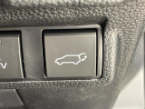 【パワーバックドア】荷物を抱えた状態でもリアゲートの開閉が可能です!お買い物時やアウトドアの際に役立ちますね。