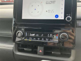 オートエアコンの操作スイッチとなります。