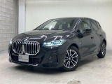 ★218d M Sportが入庫致しました!! 外装色はbブラックサファイア、内装はブラックレザーとなっております。弊社お薦めの1台となります!!ぜひご検討下さいませ!!