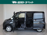 両側パワースライドドア付きだから、狭い駐車スペースなどでの 乗り降りラクラク!小さなお子さまのいるご家庭には嬉しい装備。