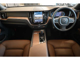 XC60 プラス B5 