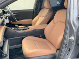 ■サンドブラウン革シート/前席パワーシート&ベンチレーション付シートヒーター//納車時には除菌や消臭に効果のございます当店オリジナルのオゾンクリーニングを施工致します!
