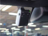 ◆ドライブレコーダー◆映像・音声などを記録する自動車用の装置です。 もしもの事故の際の記録はもちろん、旅行の際の思い出としてドライブの映像を楽しむことができます。