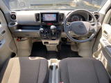 クリッパーバンの運転席周りの画像です。