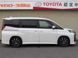 両側パワースライドドア付きだから、狭い駐車スペースなどでの 乗り降りラクラク!小さなお子さまのいるご家庭には嬉しい装備。