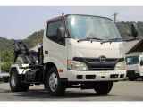 デュトロ  アームロール 2t 脱着装置付コンテナ専用車