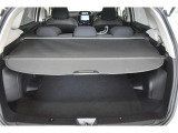 トノカバーを使えばトランク内の荷物が隠せ、プライバシーを守れます。